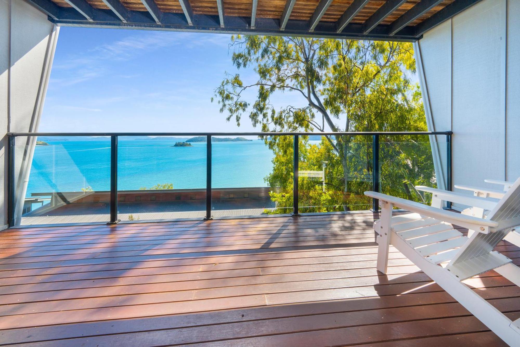 Shorelines Hamilton Island Exterior photo