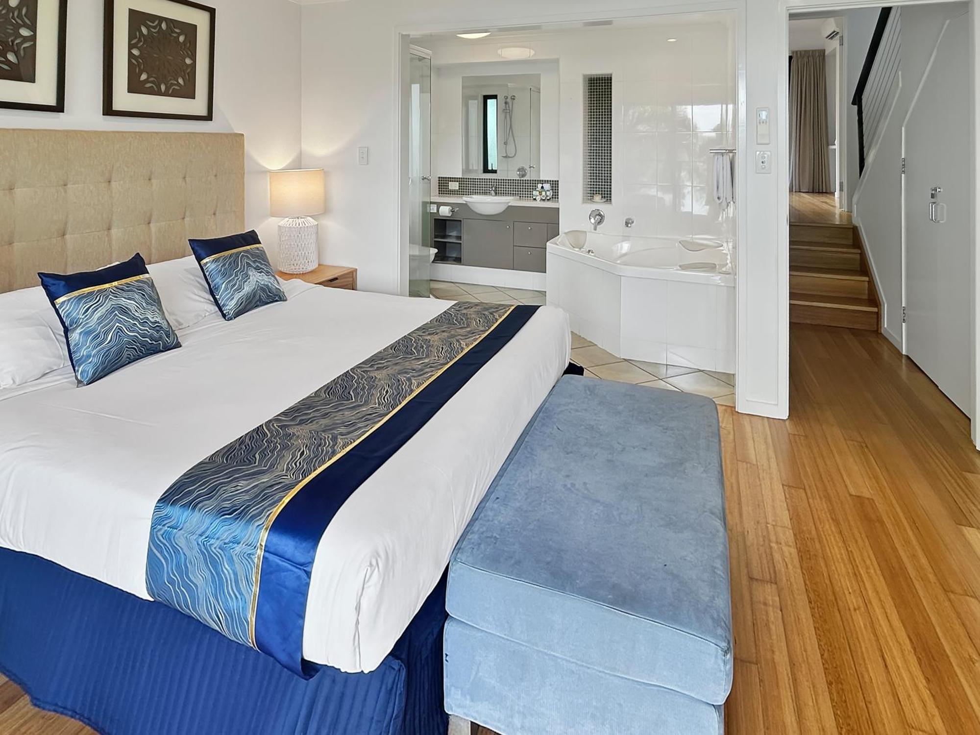Shorelines Hamilton Island Exterior photo